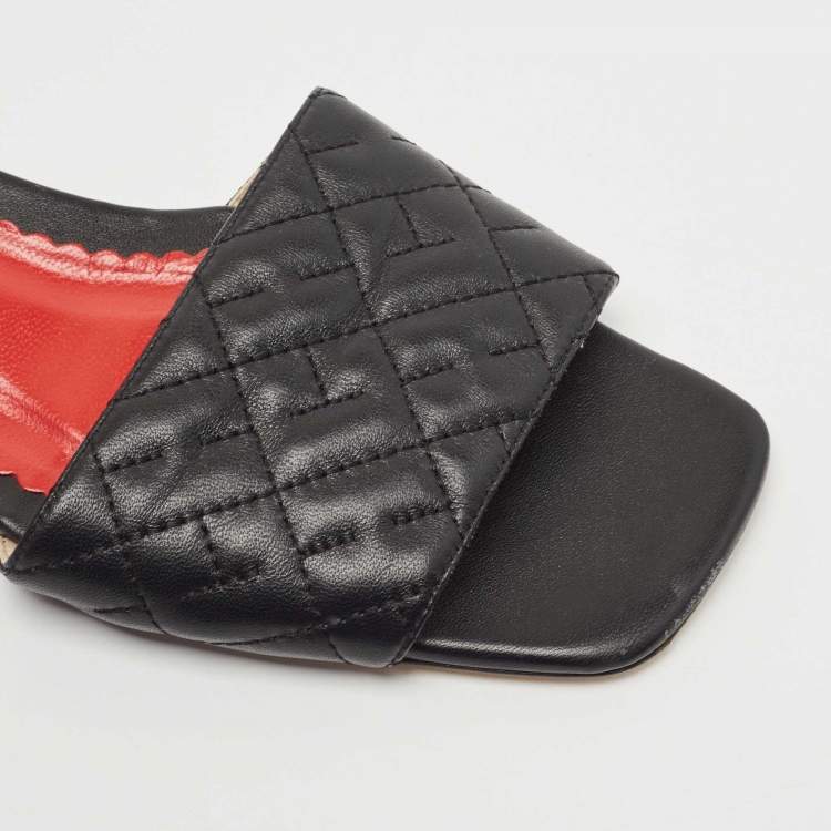 Pre Owned  CH Carolina Herrera Black Initials Quilted Leather Initials 2020 Flat Slides Size 38