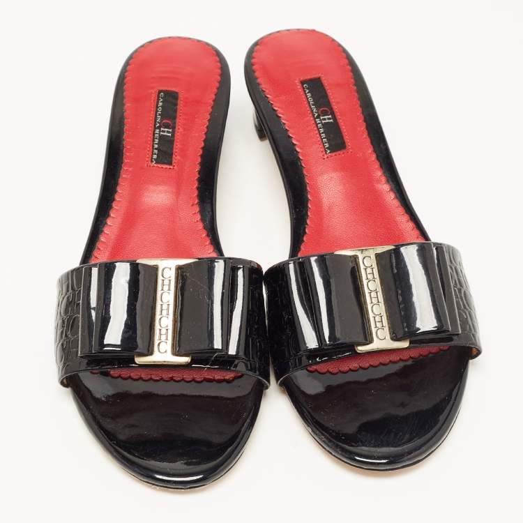 Pre Owned CH Carolina Herrera Black Patent Leather Bow Slide Sandals Size 38
