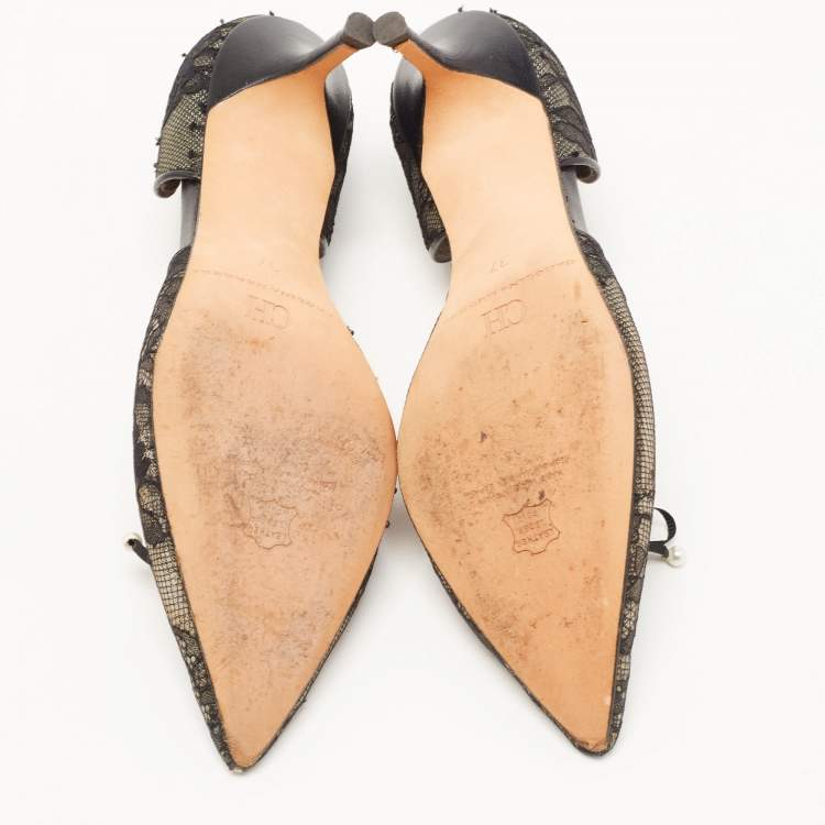 Pre Owned CH Carolina Herrera Black Lace Pear Bow D'orsay Pointed Toe Pumps Size 37