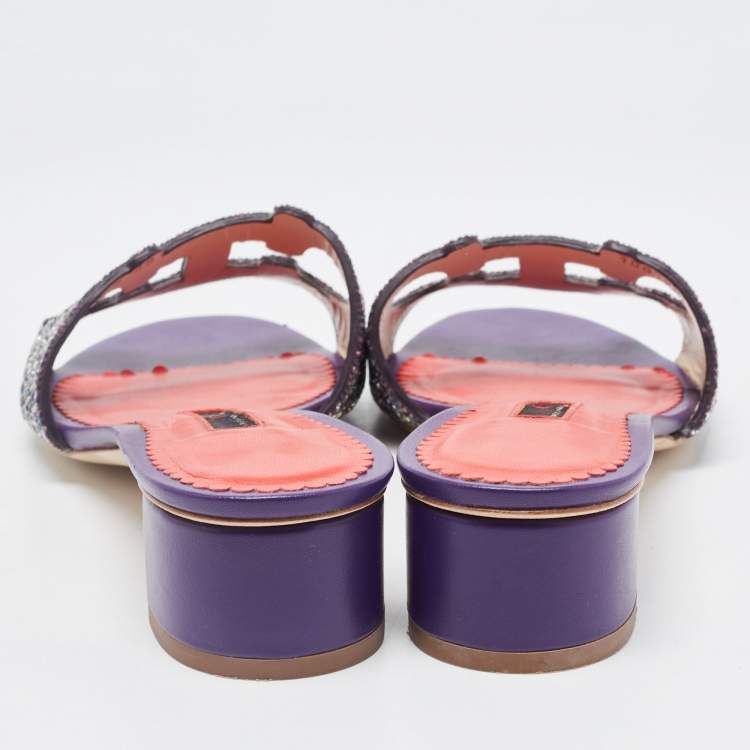 Pre Owned CH Carolina Herrera Multicolor Crystal Embellished Insignia Cutout Slide Sandals Size 38