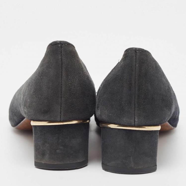 Pre Owned CH Carolina Herrera Navy Blue Suede Bow Pumps Size 37