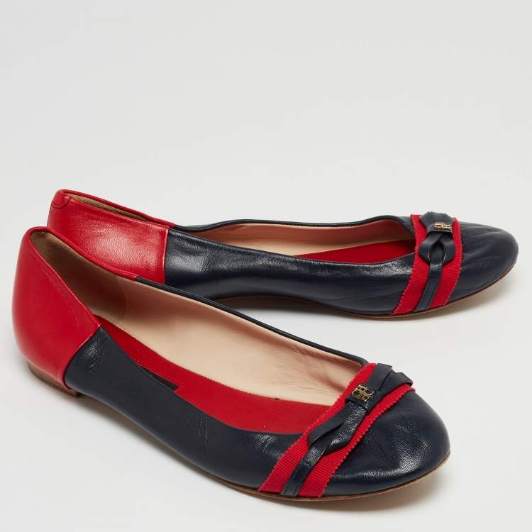 Pre Owned CH Carolina Herrera Red/Navy Blue Ballet Flats Size 40