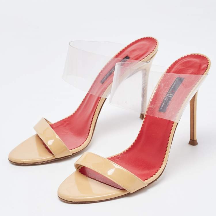 Pre Owned CH Carolina Herrera Beige Patent Leather and PVC Slide Sandals Size 38