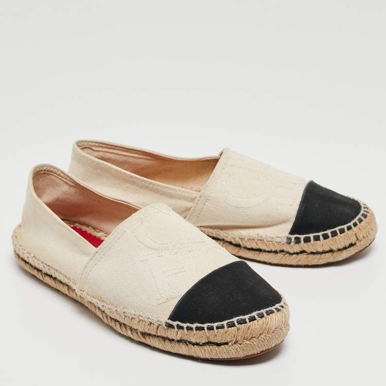 Pre Owned Carolina Herrera Off White/Black Canvas Cap Toe Flat Espadrilles Size 37