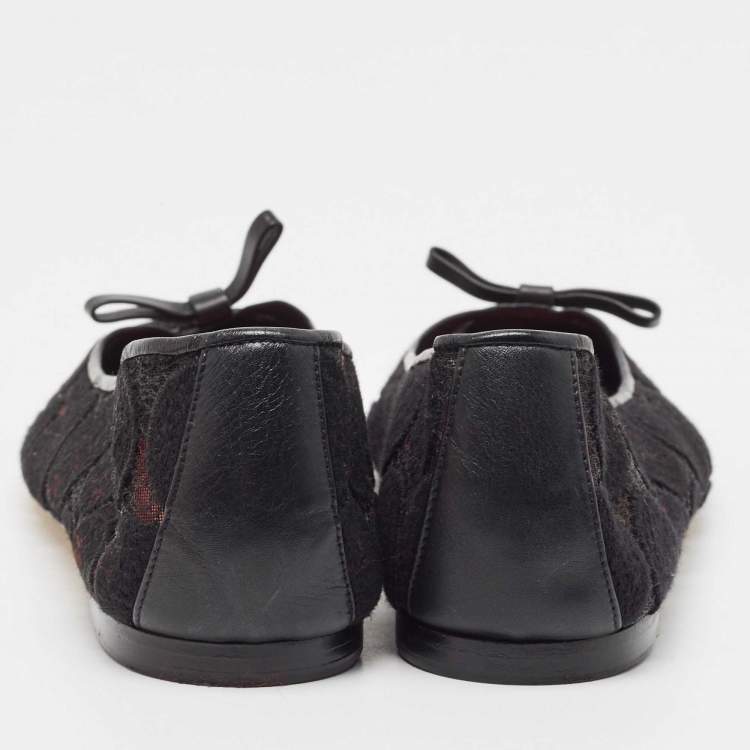 Pre Owned CH Carolina Herrera Black Lace and Leather Cap Toe Bow Ballet Flats Size 39