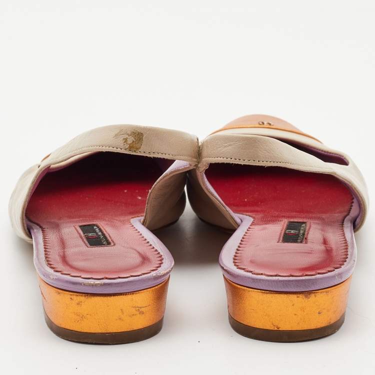 Pre Owned CH Carolina Herrera Cream/Orange Leather Round Toe Slingback Pumps Size 39