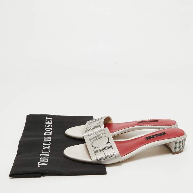 Pre Owned CH Carolina Herrera Grey Satin Slide Sandals Size 39