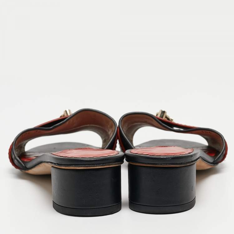 Pre Owned CH Carolina Herrera Black Leather Slide Sandals Size 36