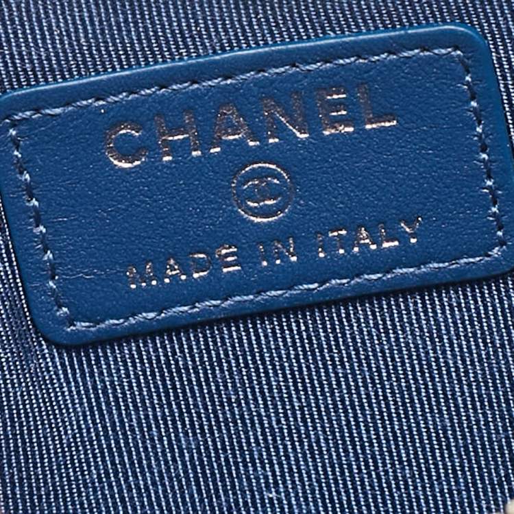 Pre Owned Chanel Blue Quilted Caviar Leather Classic Phone Pouch