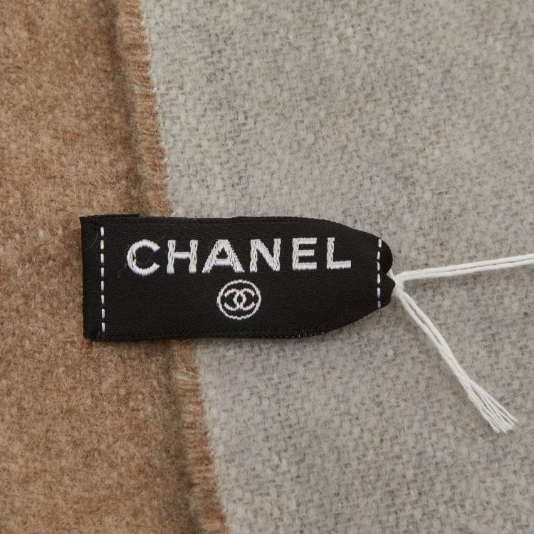 Pre Owned Chanel Beige CC Logo Cashmere Fringed Stole 