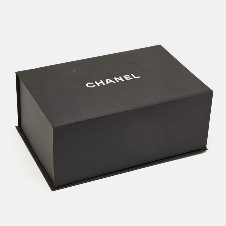 Pre Owned Chanel Beige CC Logo Cashmere Fringed Stole 