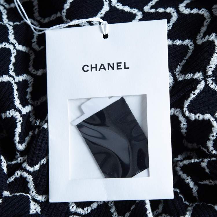 Pre Owned Chanel Navy Blue Patterned Rib Knit Top M