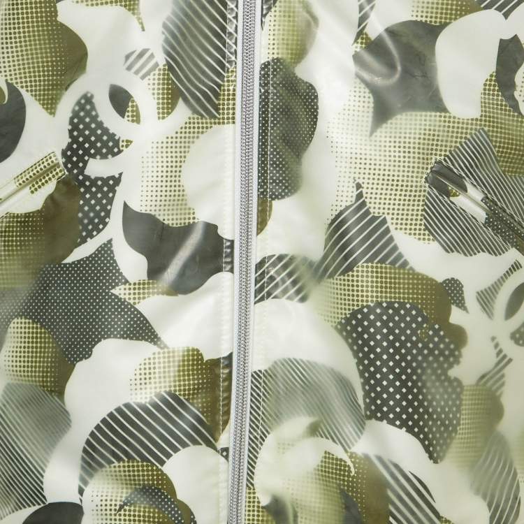 مملوكة مسبقًا Chanel Dark Green Printed Synthetic Vinyl Bomber Jacket M