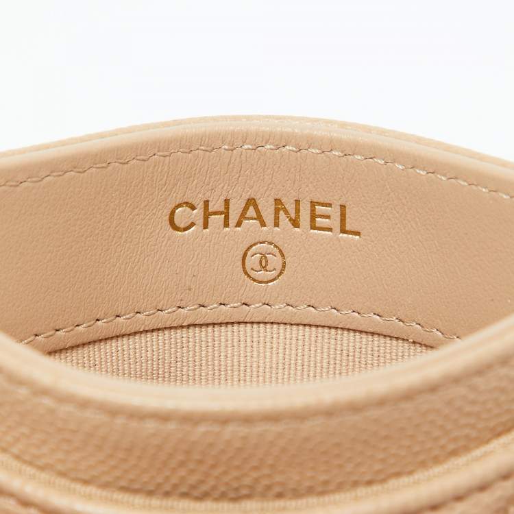 Pre Owned Chanel Beige Quilted Caviar Leather CC Chain Card Holder