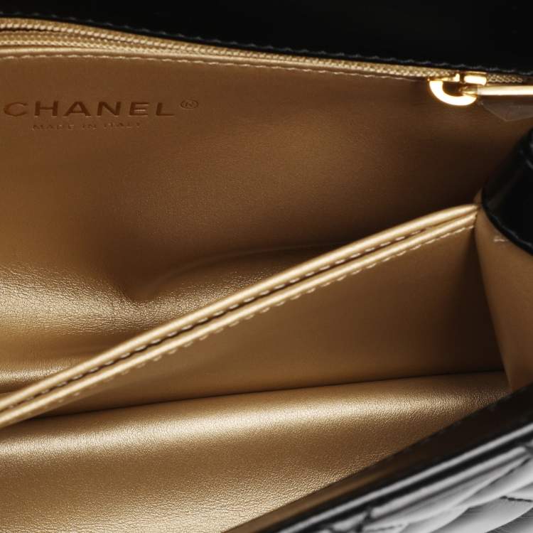 Pre Owned Chanel Black Quilted Leather Small Coco Metal Top Handle Bag