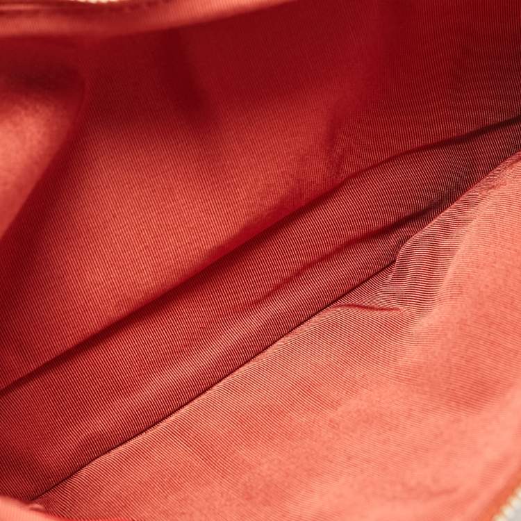 مملوكة مسبقًا Chanel Multicolor Striped Leather Foldover Clutch