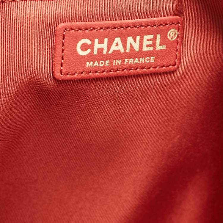 مملوكة مسبقًا Chanel Multicolor Striped Leather Foldover Clutch