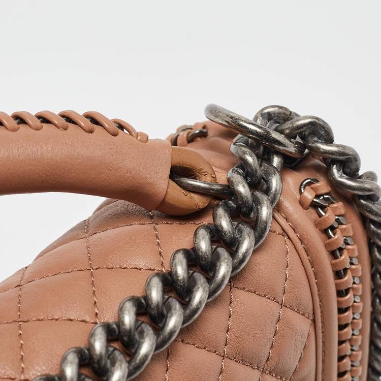 Pre Owned Chanel Beige Quilted Leather Medium Chain Around Boy Top Handle Bag