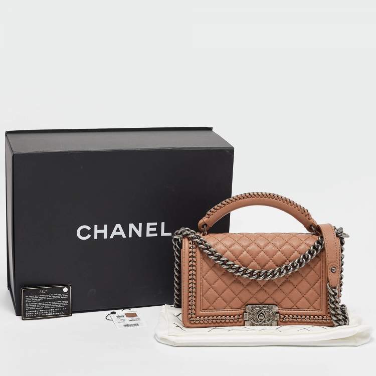 Pre Owned Chanel Beige Quilted Leather Medium Chain Around Boy Top Handle Bag