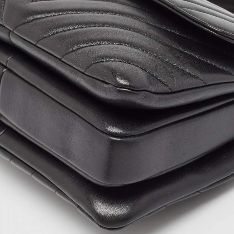 Pre Owned Chanel Black Chevron Leather Small Trendy CC Top Handle Bag