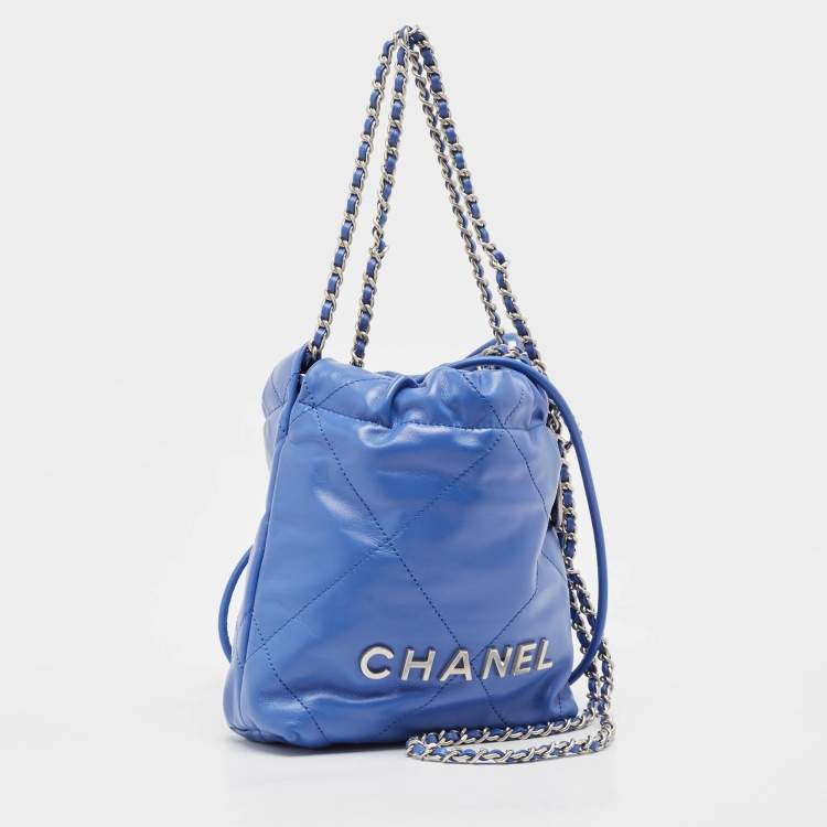 Pre Owned Chanel Blue Quilted Leather Mini 22 Chain Bag