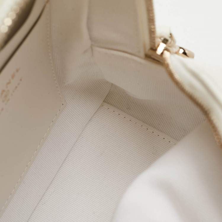 Pre Owned Chanel White Quilted Caviar Leather Mini CC Classic Backpack