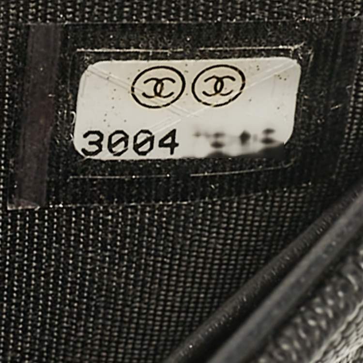 Pre Owned Chanel Black Quilted Caviar Leather Small Boy Flap Wallet