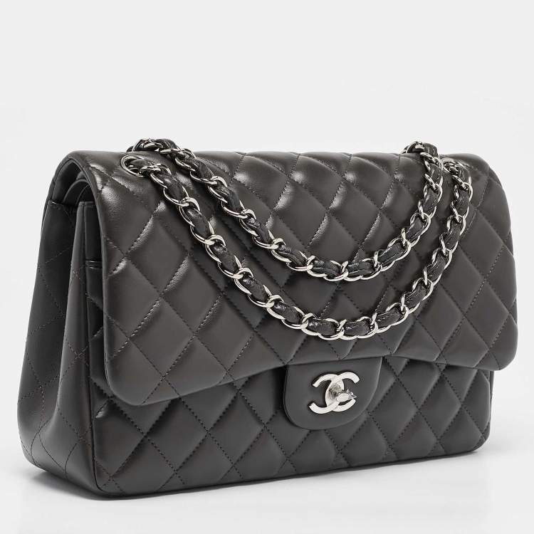 Pre Owned Chanel Grey Quilted Leather Jumbo Classic Double Flap Bag