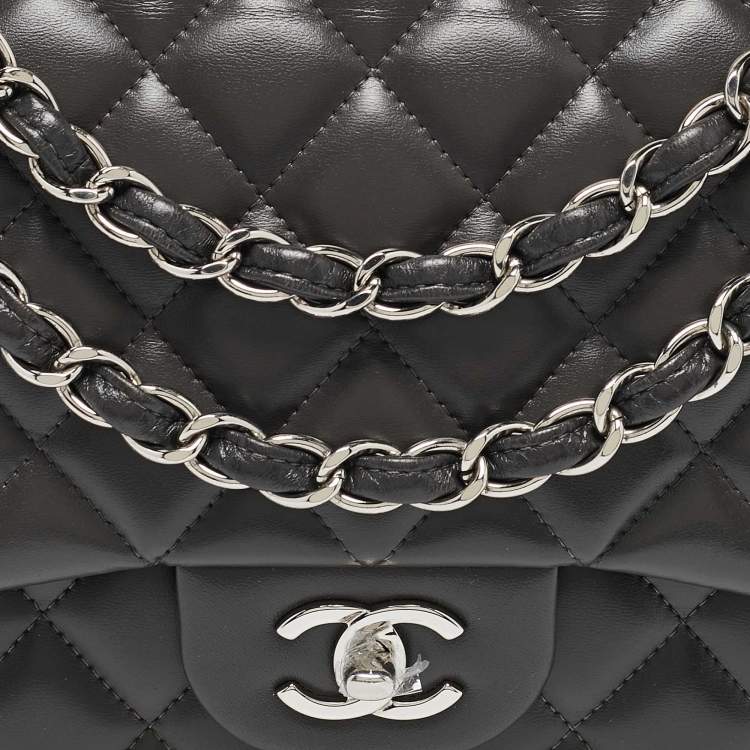 Pre Owned Chanel Grey Quilted Leather Jumbo Classic Double Flap Bag