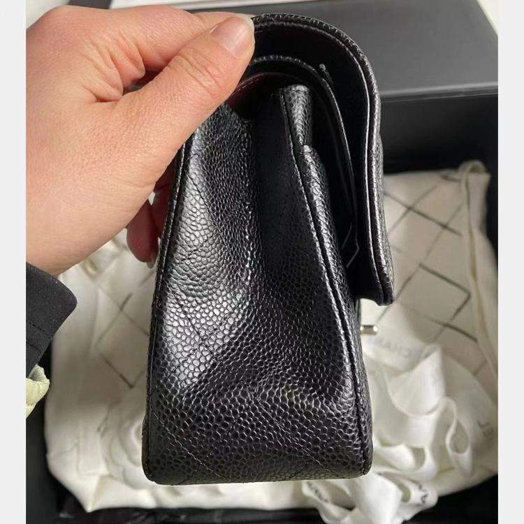 Pre Owned Chanel Black Silver Caviar Leather Medium Bag