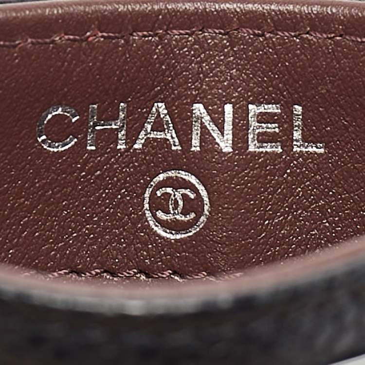 Pre Owned Chanel Black Quilted Caviar Leather CC Card Holder