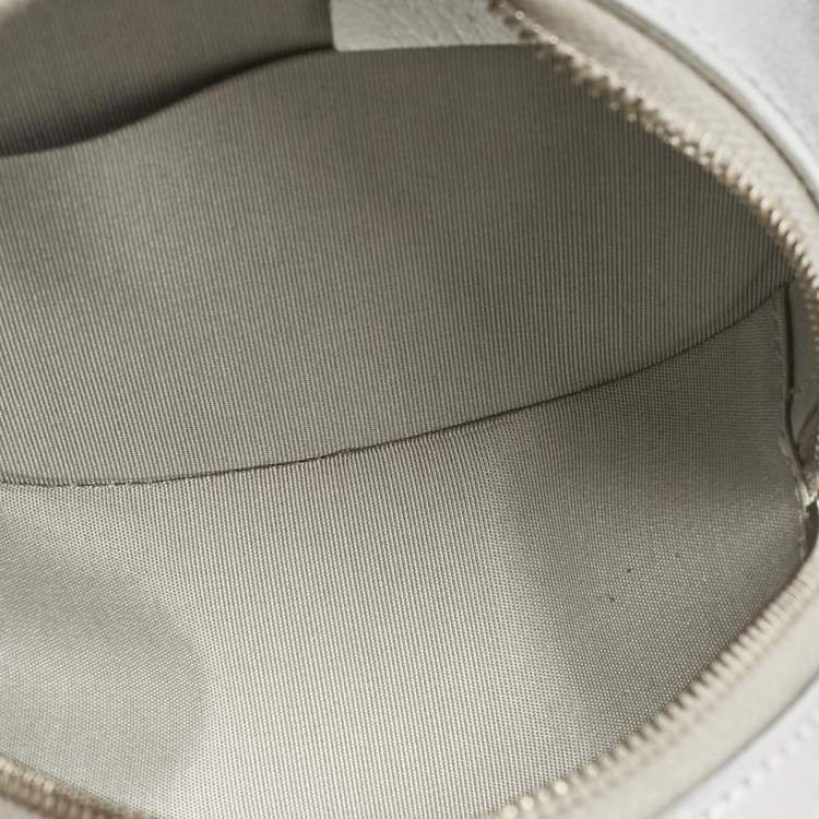 Pre Owned Chanel Silver Quilted Leather Round Bracelet Clutch