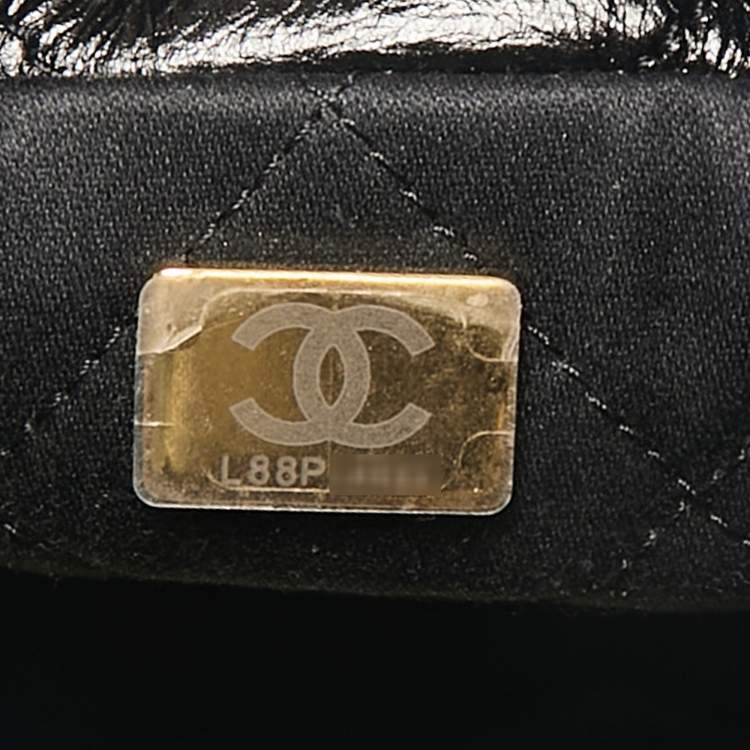 Pre Owned Chanel Black Quilted Leather Mini 22 Chain Bag