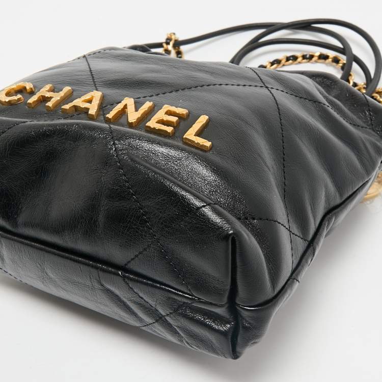 Pre Owned Chanel Black Quilted Leather Mini 22 Chain Bag
