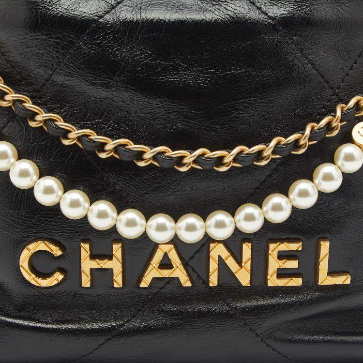 Pre Owned Chanel Black Quilted Leather Mini 22 Chain Bag