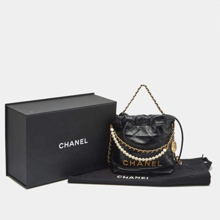 Pre Owned Chanel Black Quilted Leather Mini 22 Chain Bag