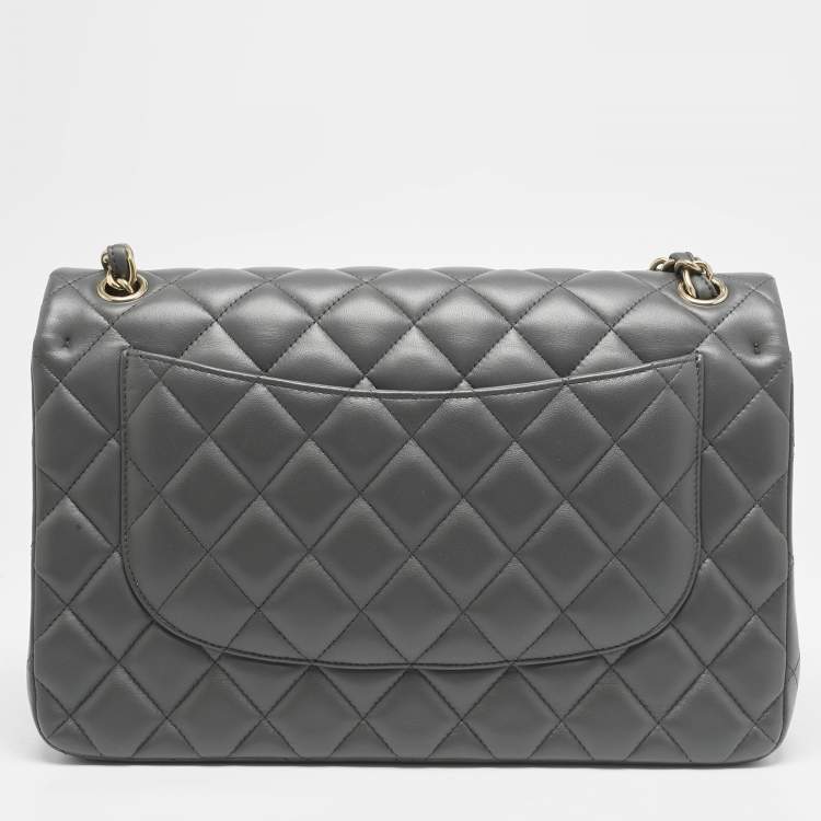 مملوكة مسبقًا Chanel Grey Quilted Leather Jumbo Classic Double Flap Bag