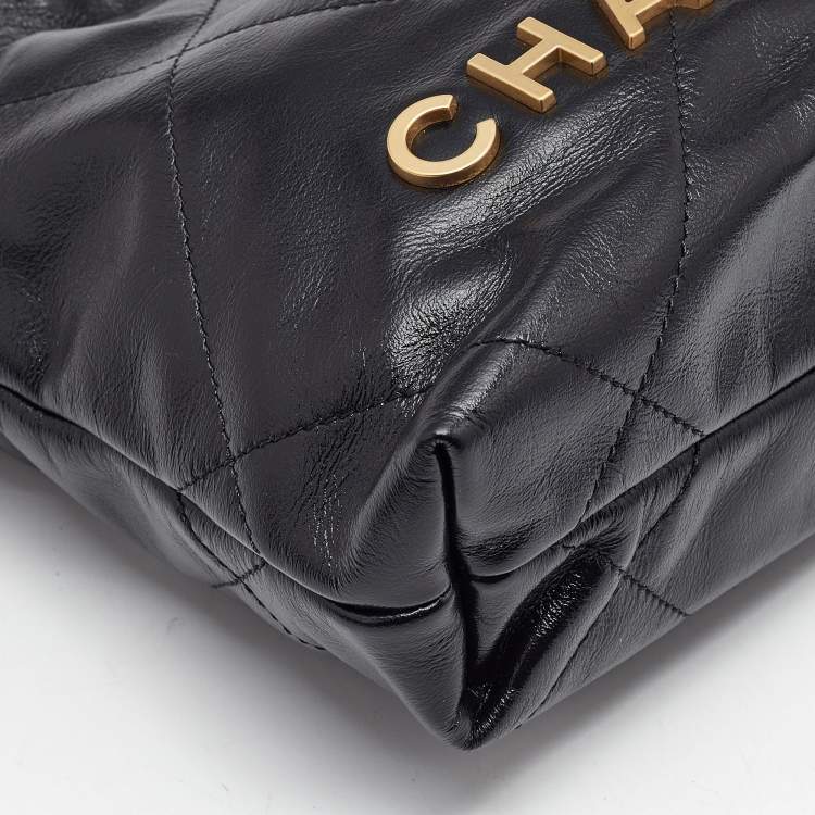 Pre Owned Chanel Black Quilted Leather Mini 22 Chain Bag