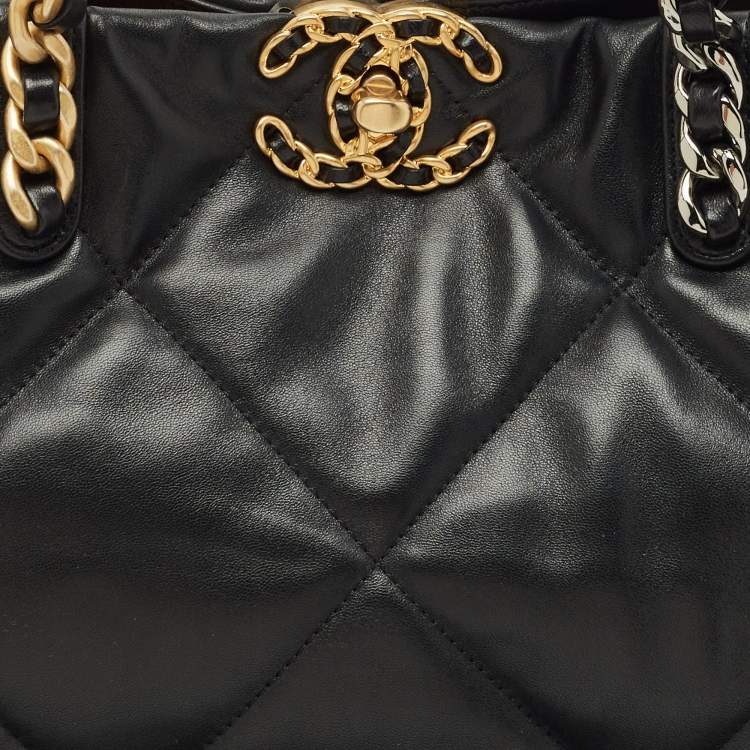 Pre Owned Chanel Black Quilted Leather 19 Shopping Tote