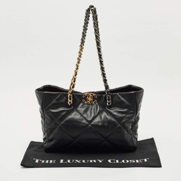 Pre Owned Chanel Black Quilted Leather 19 Shopping Tote
