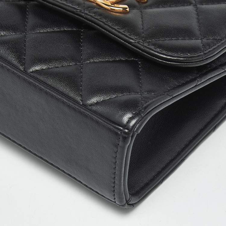 Pre Owned Chanel Black Quilted Leather Micro Trendy CC Clutch Bag