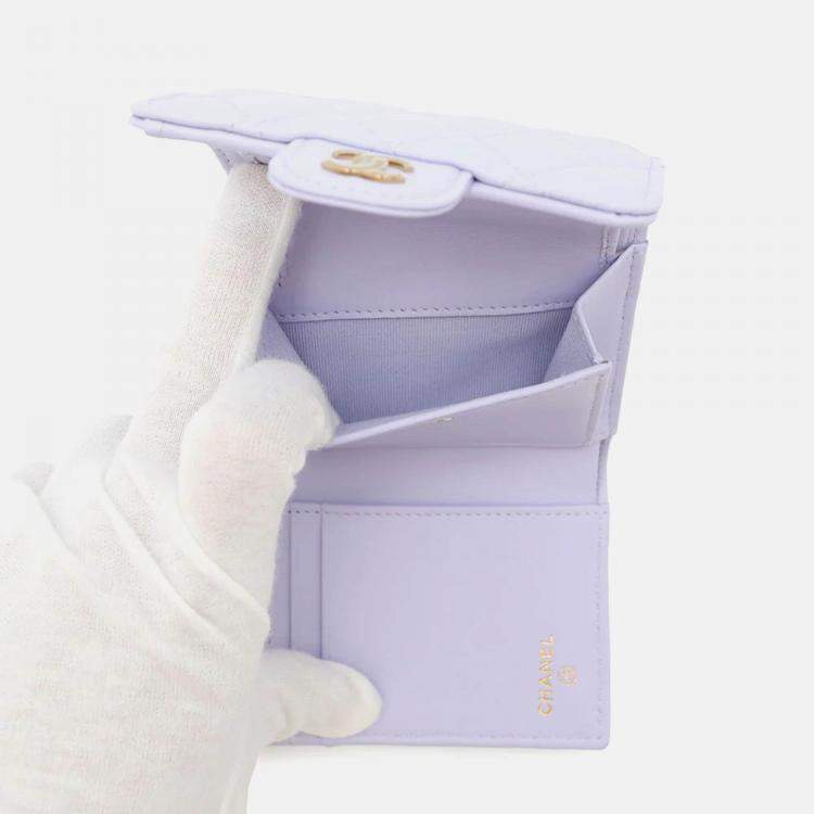 Pre Owned Chanel Matelasse Classic Small Wallet Light Purple Lambskin
