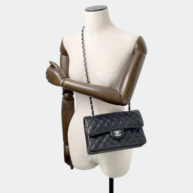 Pre Owned Chanel Classic Double Flap Black Caviar Leather Shoulder Bag