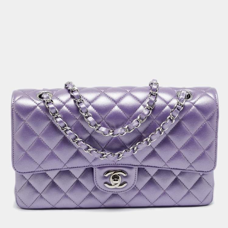 Pre Owned Chanel Metallic Purple Quilted Leather Medium Classic Double Flap Bag