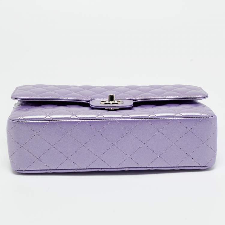 Pre Owned Chanel Metallic Purple Quilted Leather Medium Classic Double Flap Bag