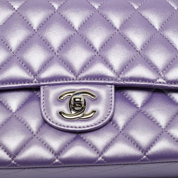 Pre Owned Chanel Metallic Purple Quilted Leather Medium Classic Double Flap Bag