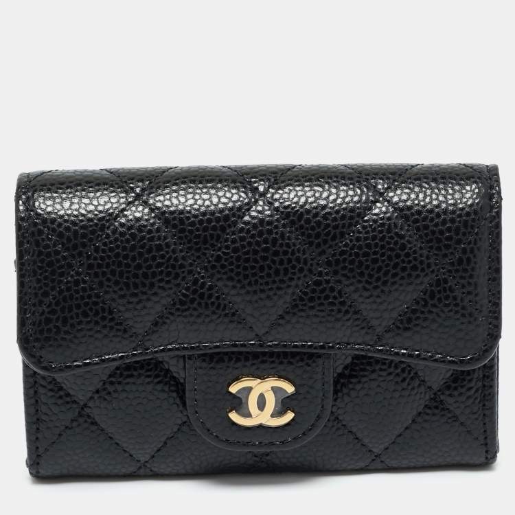 مملوكة مسبقًا Chanel Black Quilted Caviar Leather Classic Flap Card Holder