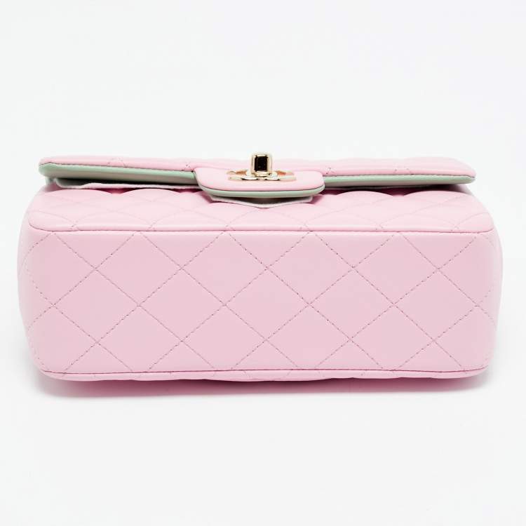 Pre Owned حقيبة شانيل جلد مبطن وردي/أخضر صغيرة مستطيلة بيد علوية