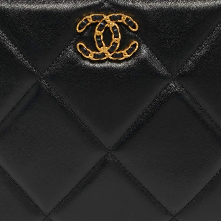 Pre Owned Chanel 19 Medium Black Quilted Leather O Case Clutch