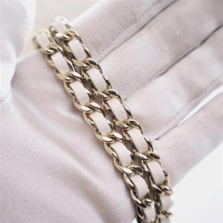 Pre Owned Chanel Caviar Slim Vanity Top Handle With Chain